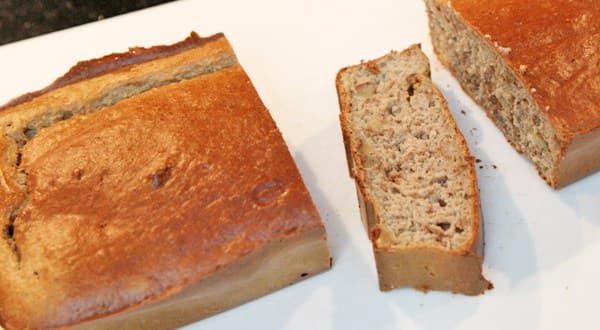 Havermoutcake met banaan en walnoten Havermoutcake met banaan en walnoten