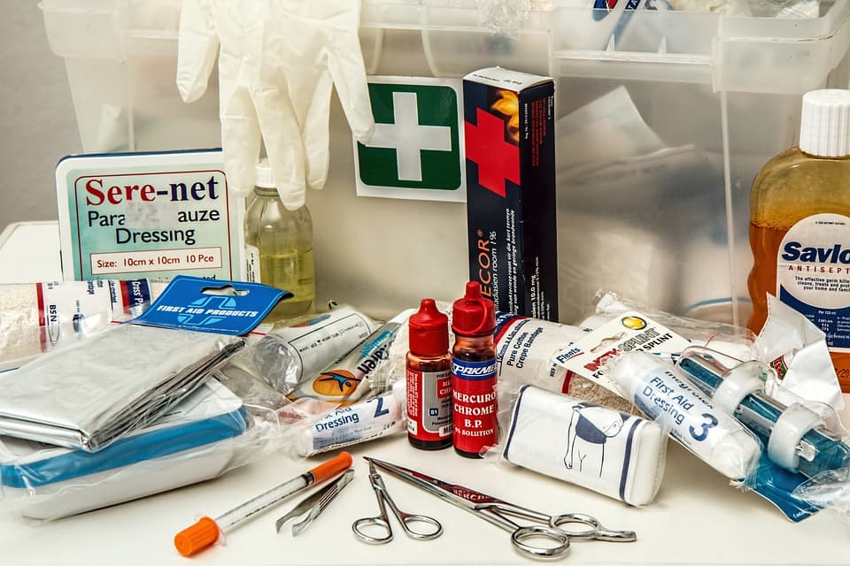 Checklist EHBO koffer Checklist EHBO koffer